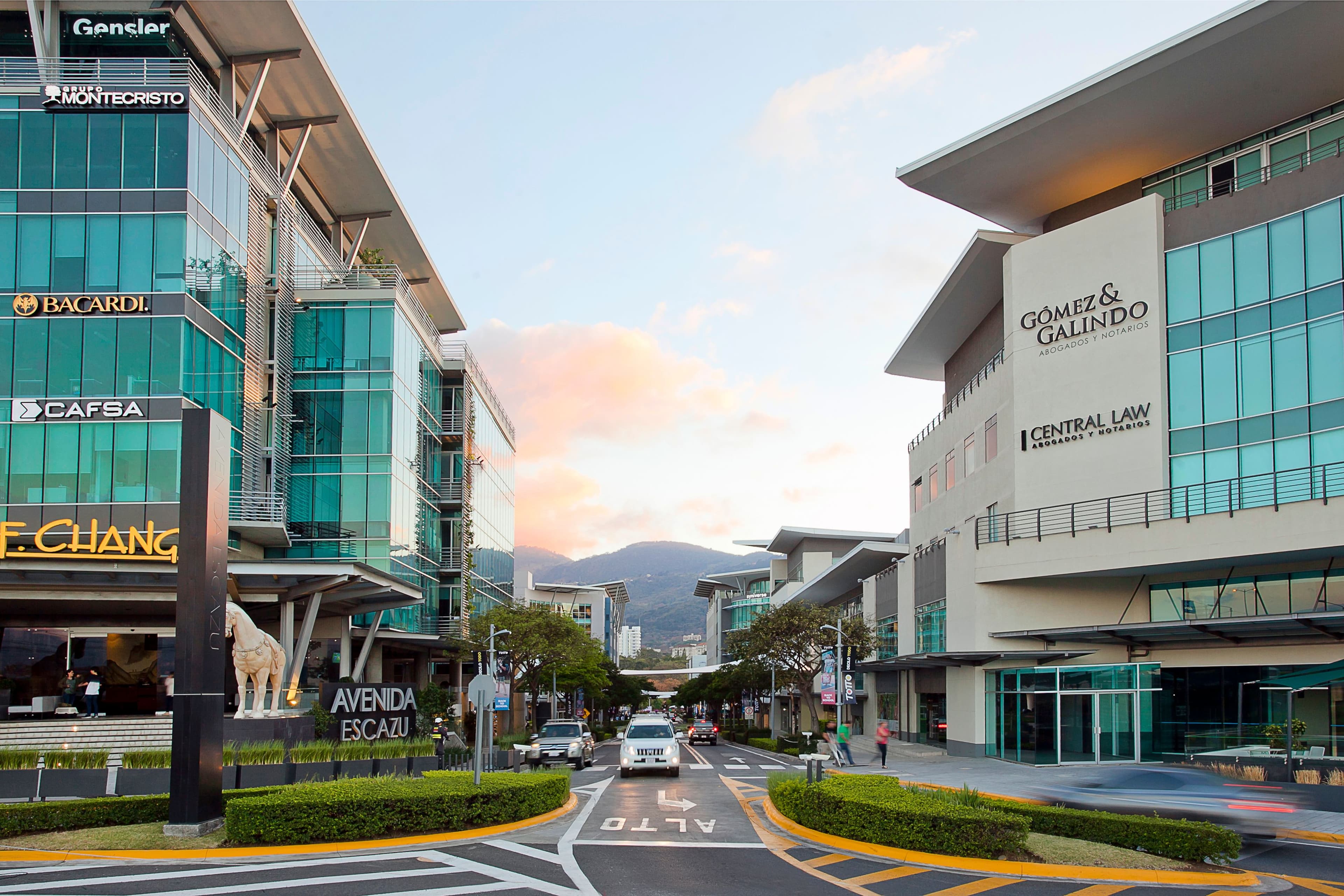 Avenida Escazú - Comfortable Accommodations in Costa Rica